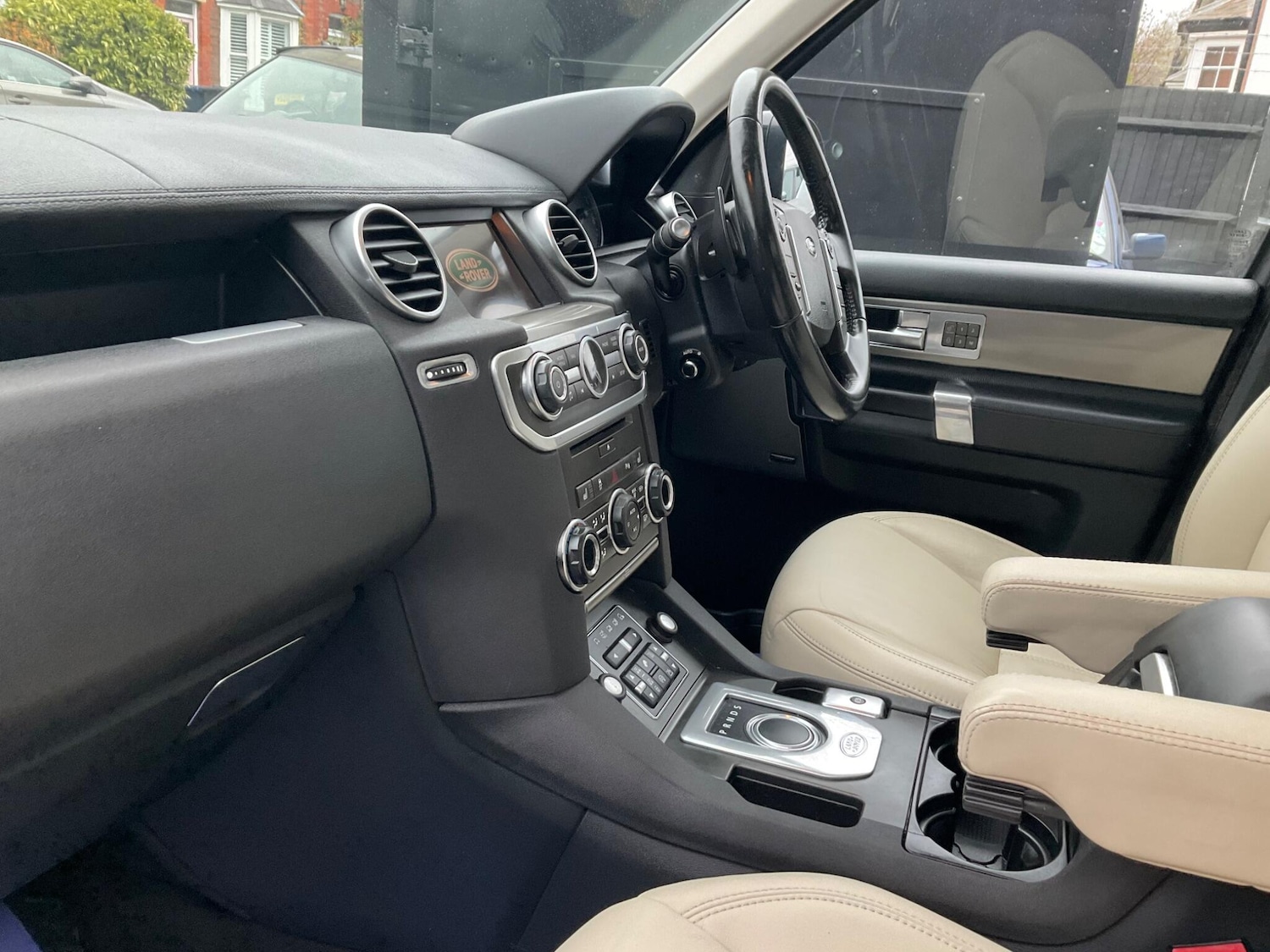 Used Land Rover Discovery 4 2015 for sale - 75782412: Photo 23