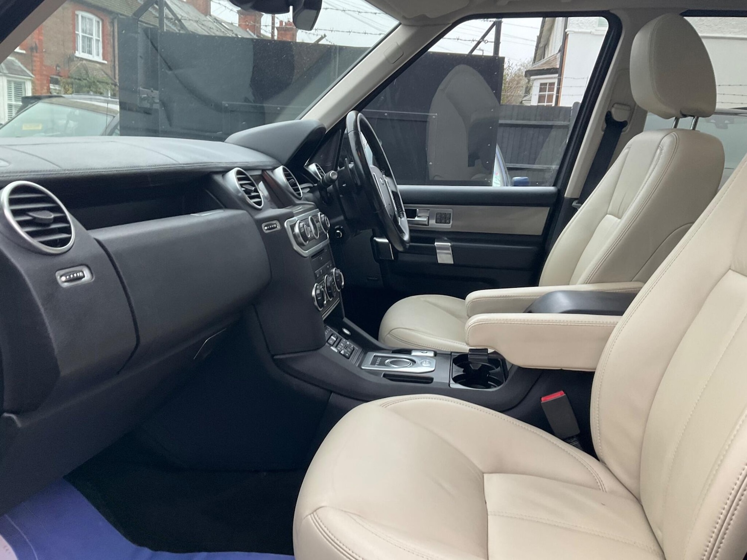 Used Land Rover Discovery 4 2015 for sale - 75782412: Photo 26