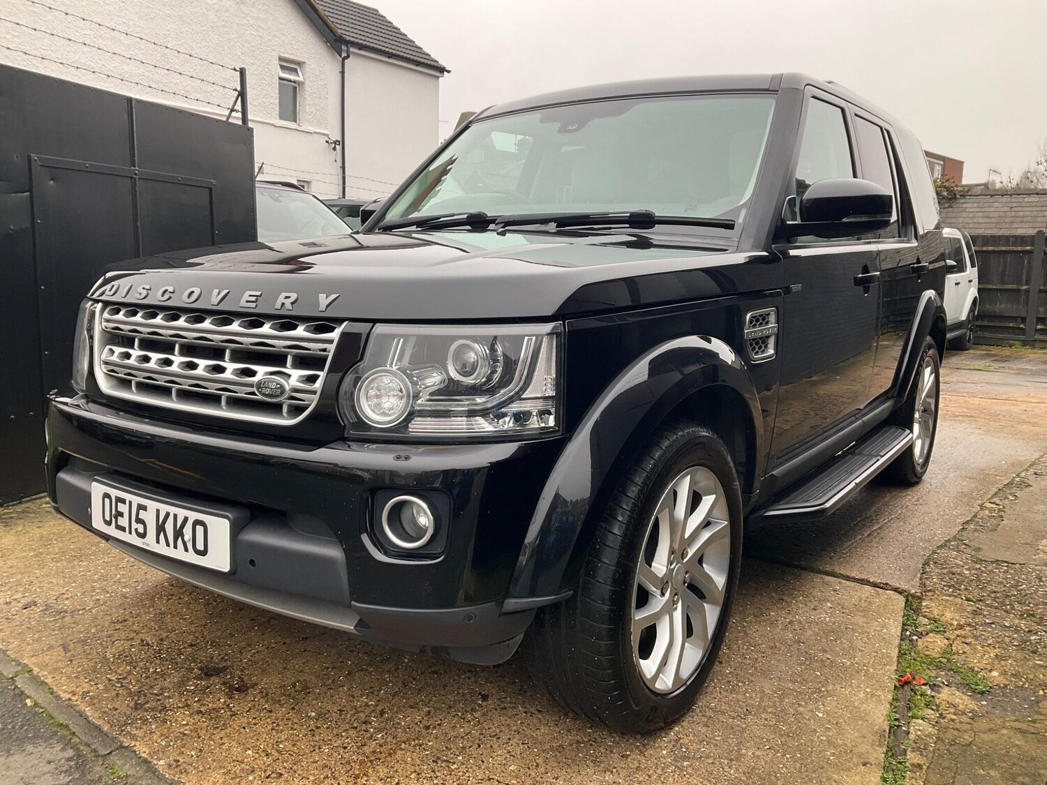 Used Land Rover Discovery 4 2015 for sale - 75782412: Photo 27