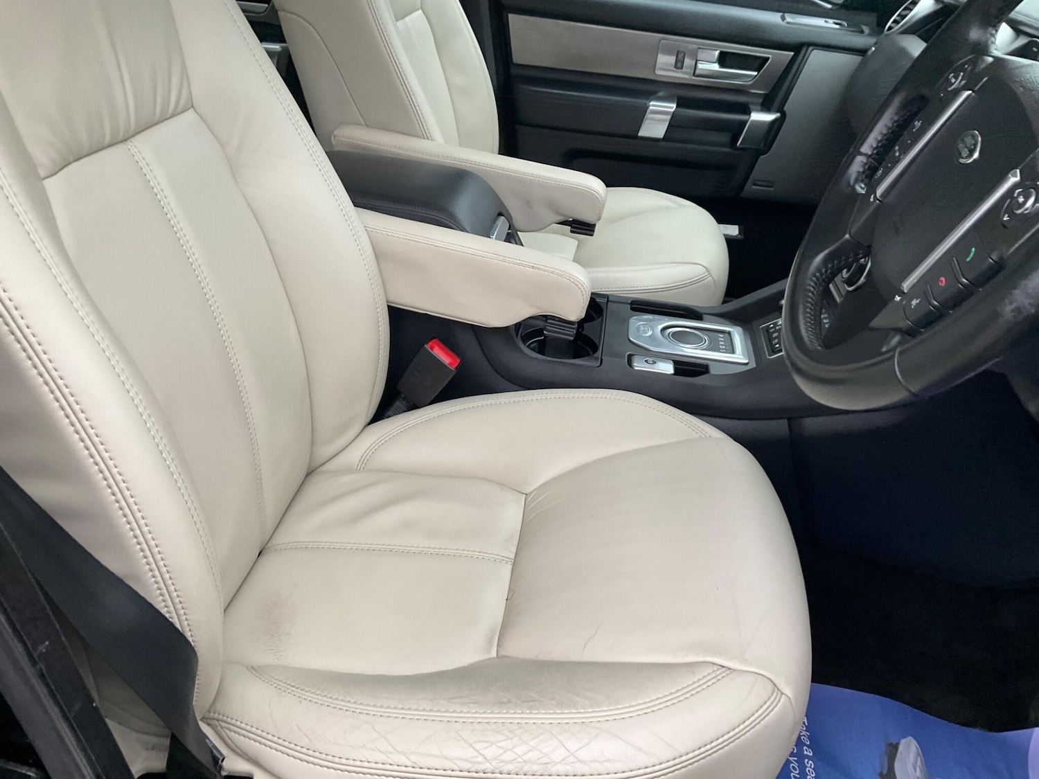 Used Land Rover Discovery 4 2015 for sale - 75782412: Photo 37