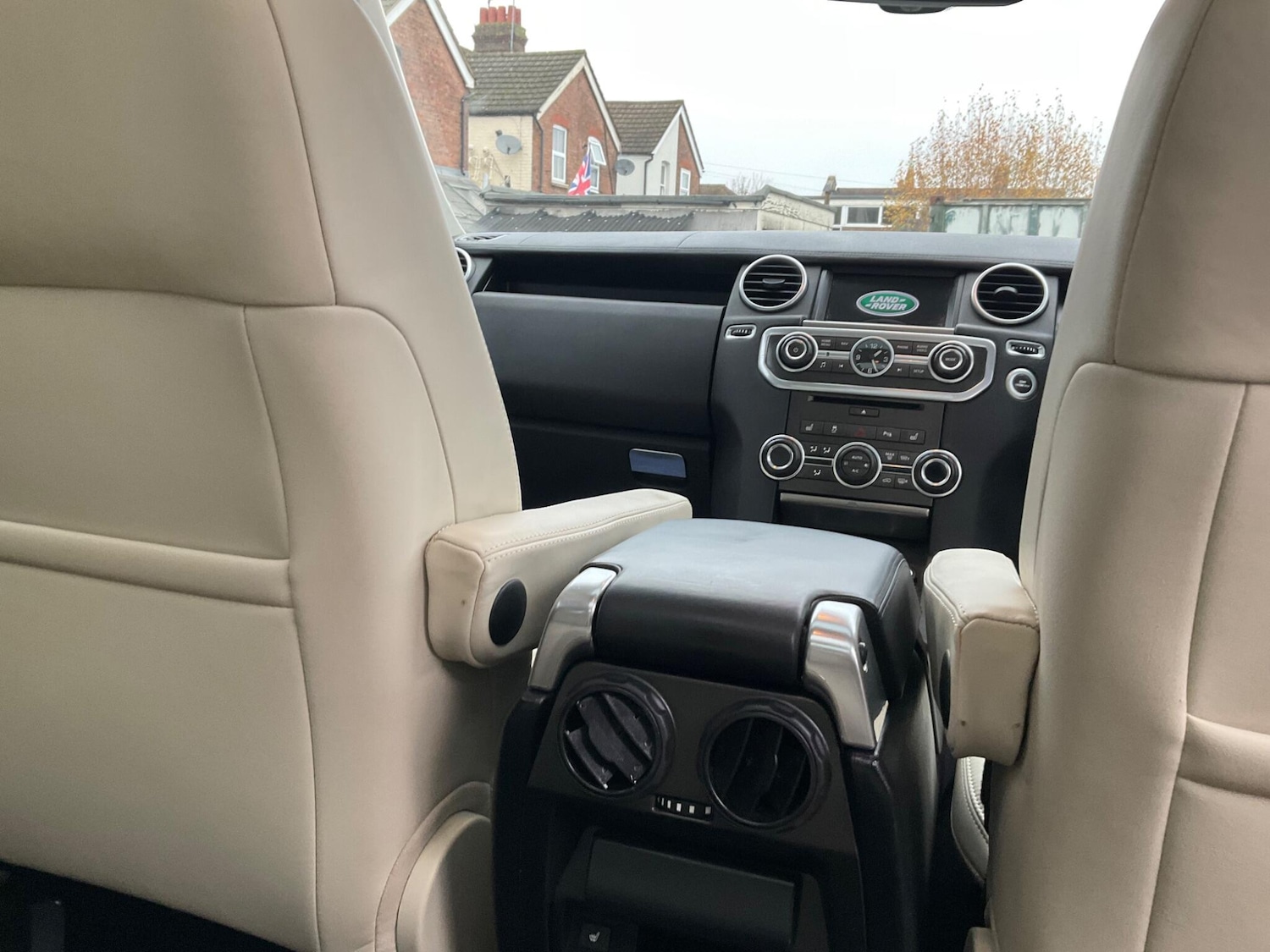 Used Land Rover Discovery 4 2015 for sale - 75782412: Photo 45