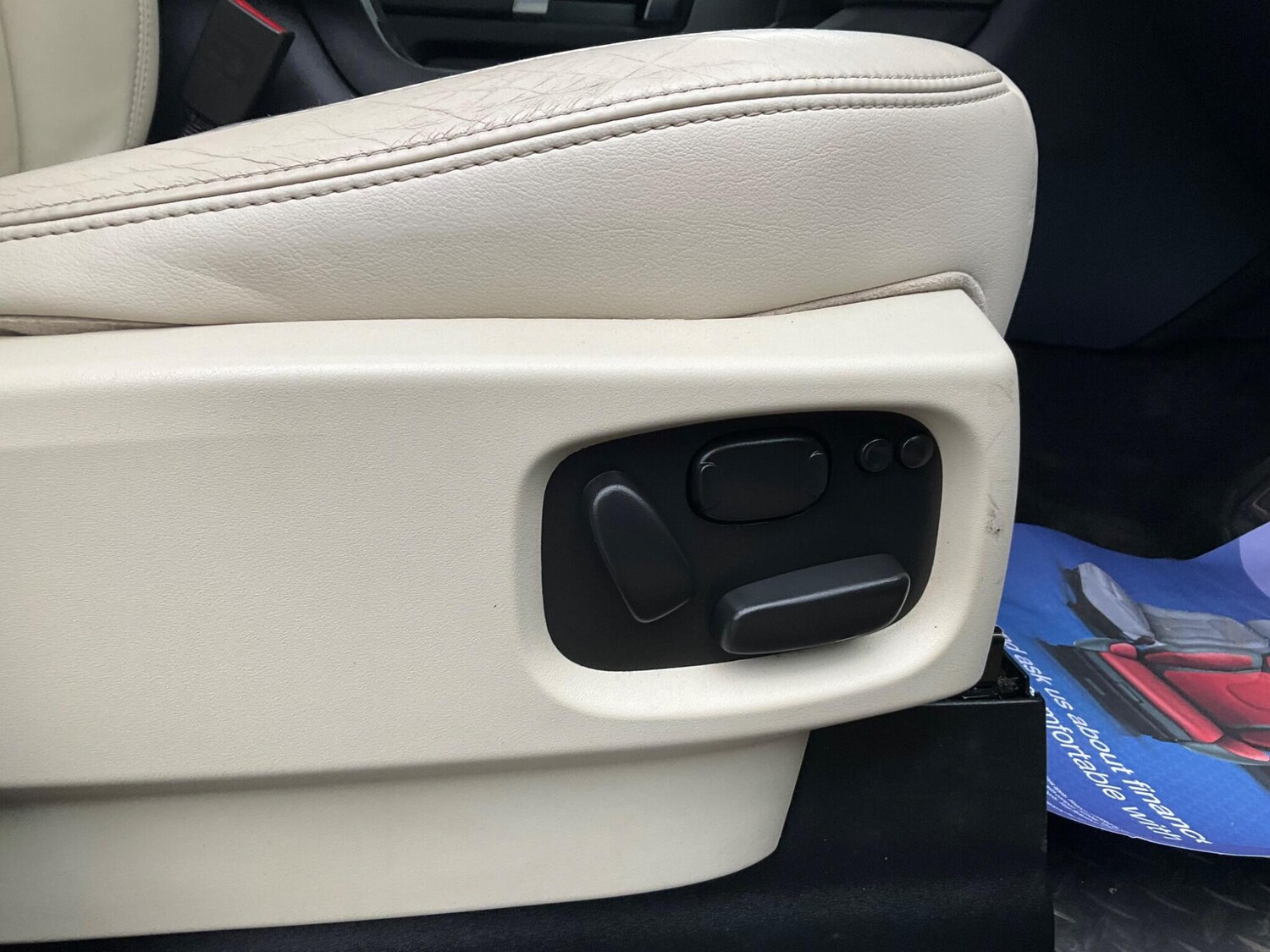 Used Land Rover Discovery 4 2015 for sale - 75782412: Photo 54