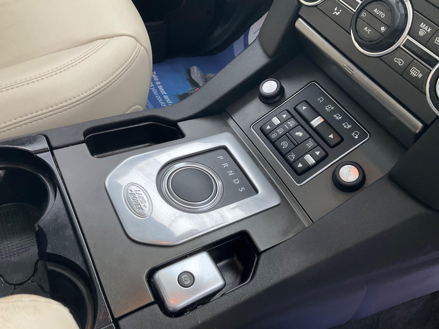 Used Land Rover Discovery 4 2015 for sale - 75782412: Photo 75