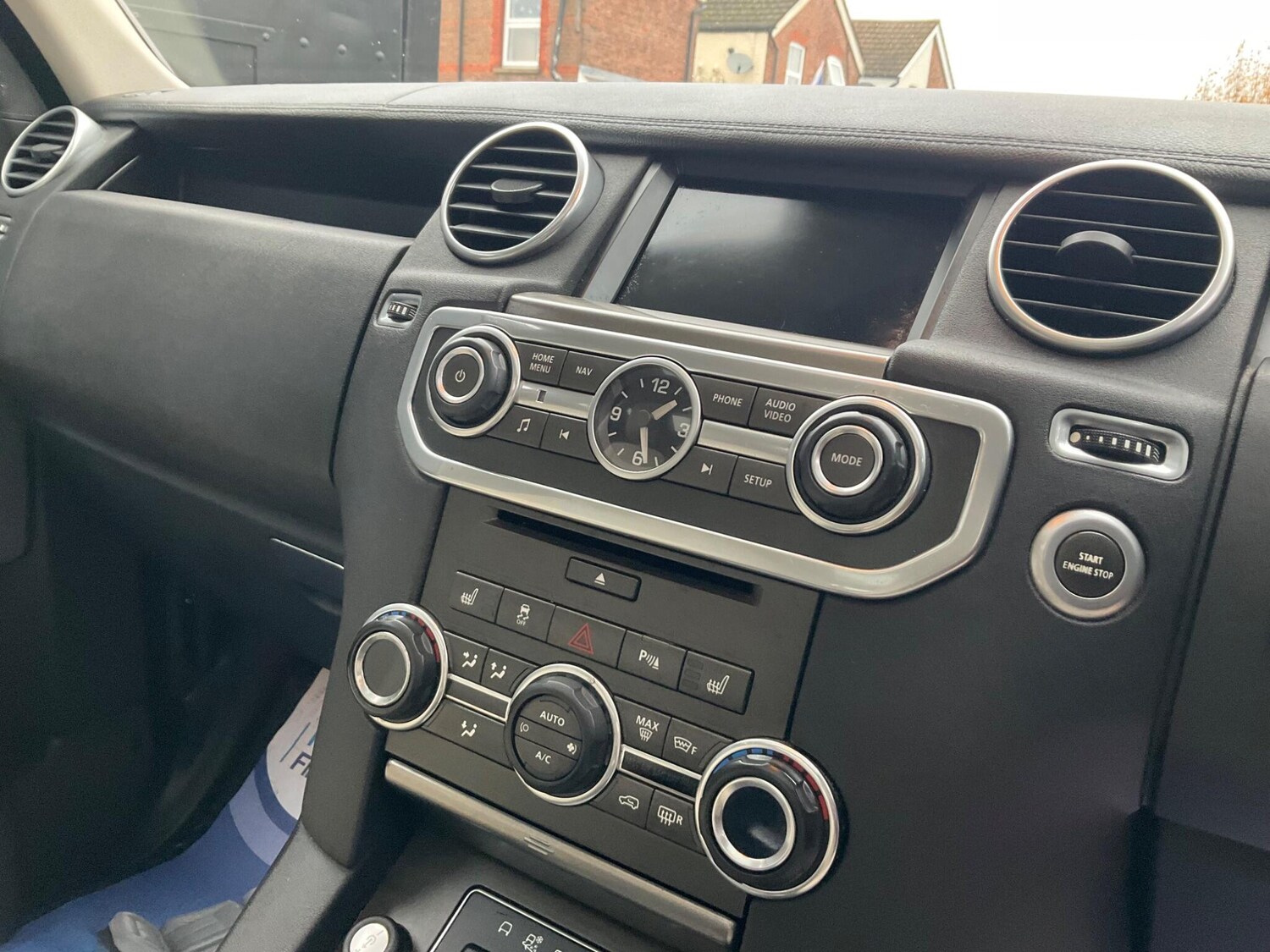 Used Land Rover Discovery 4 2015 for sale - 75782412: Photo 78