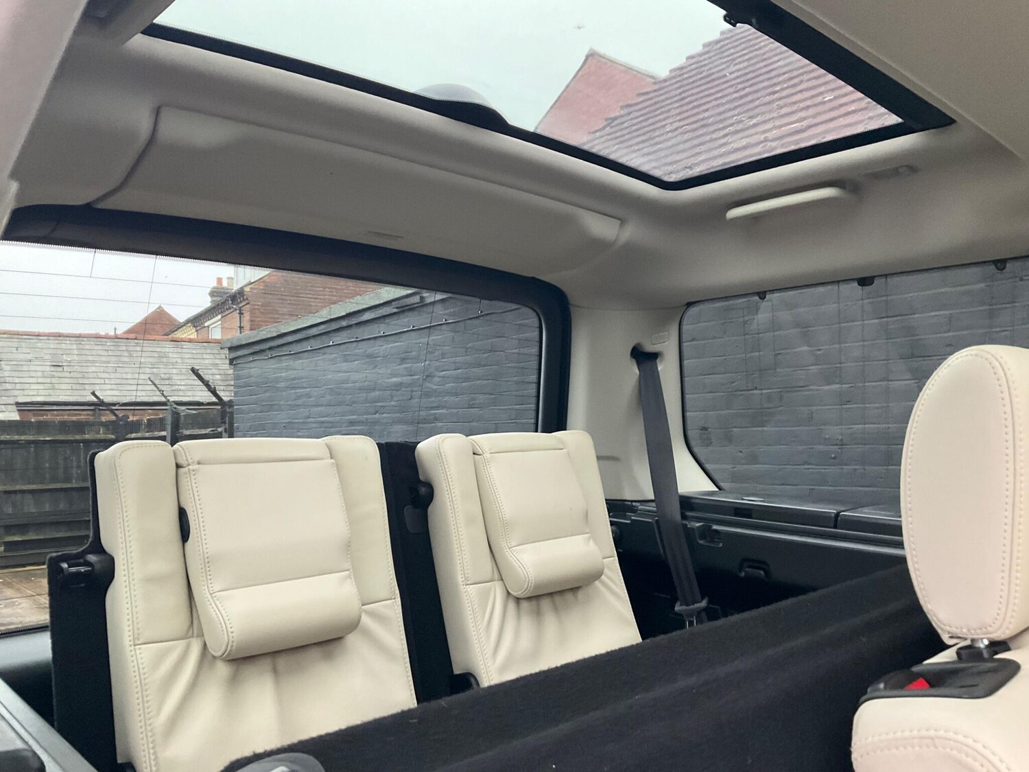 Used Land Rover Discovery 4 2015 for sale - 75782412: Photo 79