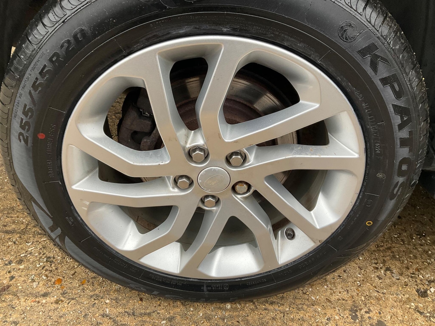 Used Land Rover Discovery 4 2015 for sale - 75782412: Photo 96