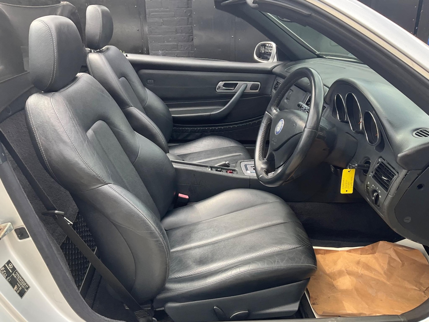 Used Mercedes-Benz SLK 2001 for sale - 76988107: Photo 14