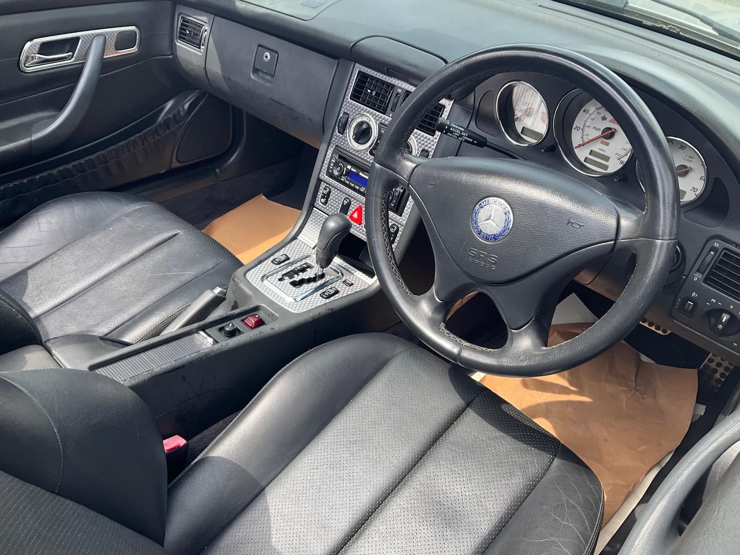 Used Mercedes-Benz SLK 2001 for sale - 76988107: Photo 16