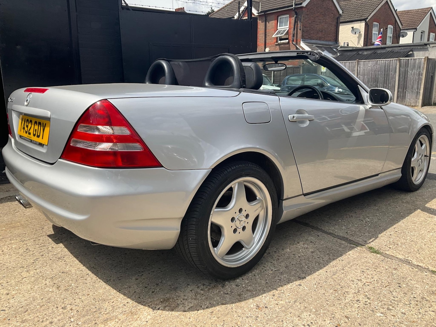 Used Mercedes-Benz SLK 2001 for sale - 76988107: Photo 20