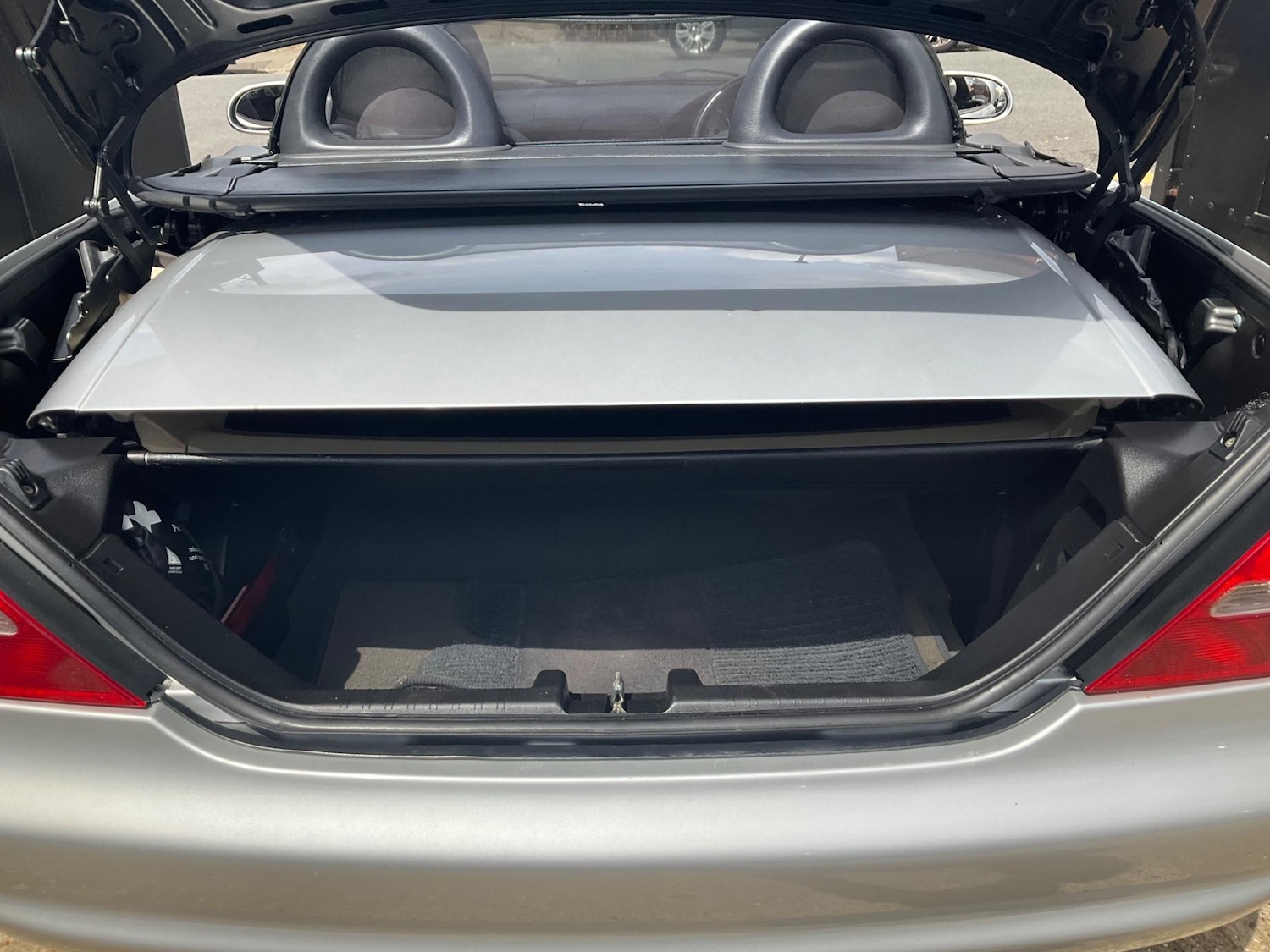 Used Mercedes-Benz SLK 2001 for sale - 76988107: Photo 21