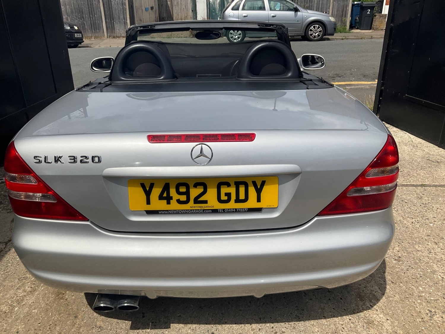 Used Mercedes-Benz SLK 2001 for sale - 76988107: Photo 24