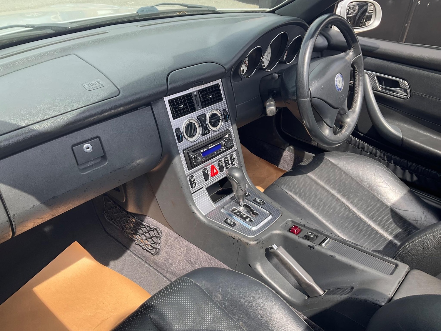 Used Mercedes-Benz SLK 2001 for sale - 76988107: Photo 31