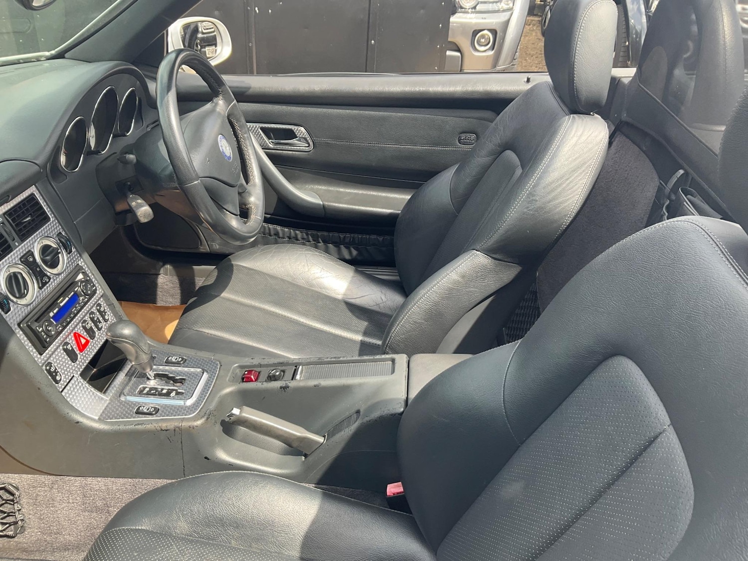 Used Mercedes-Benz SLK 2001 for sale - 76988107: Photo 32