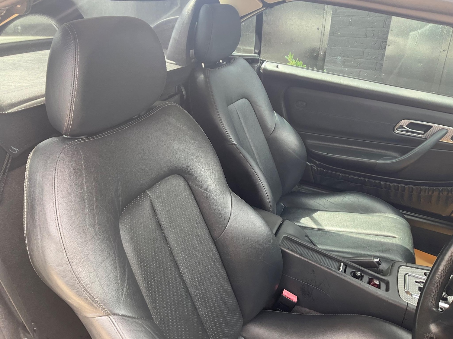 Used Mercedes-Benz SLK 2001 for sale - 76988107: Photo 40