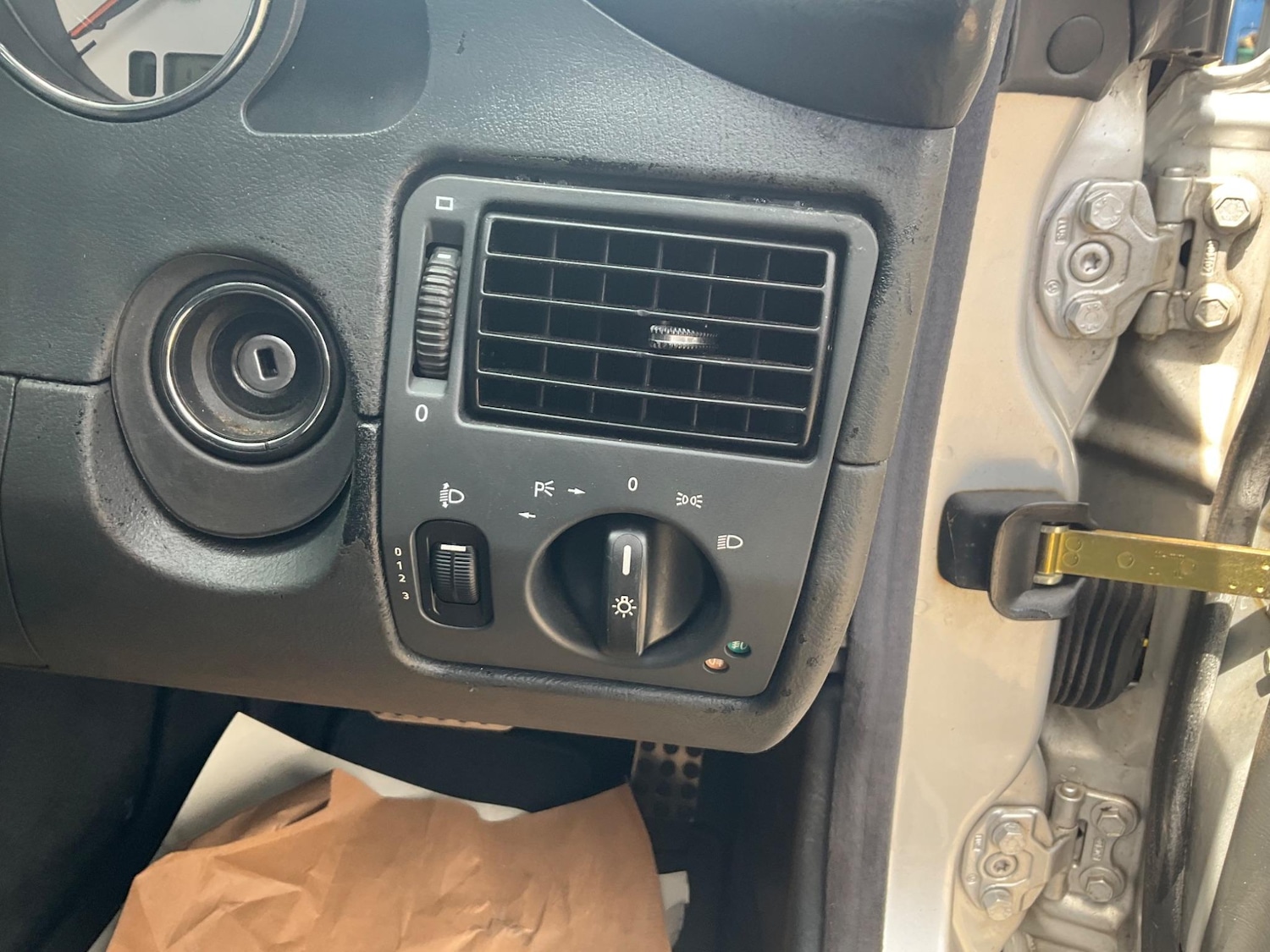 Used Mercedes-Benz SLK 2001 for sale - 76988107: Photo 44