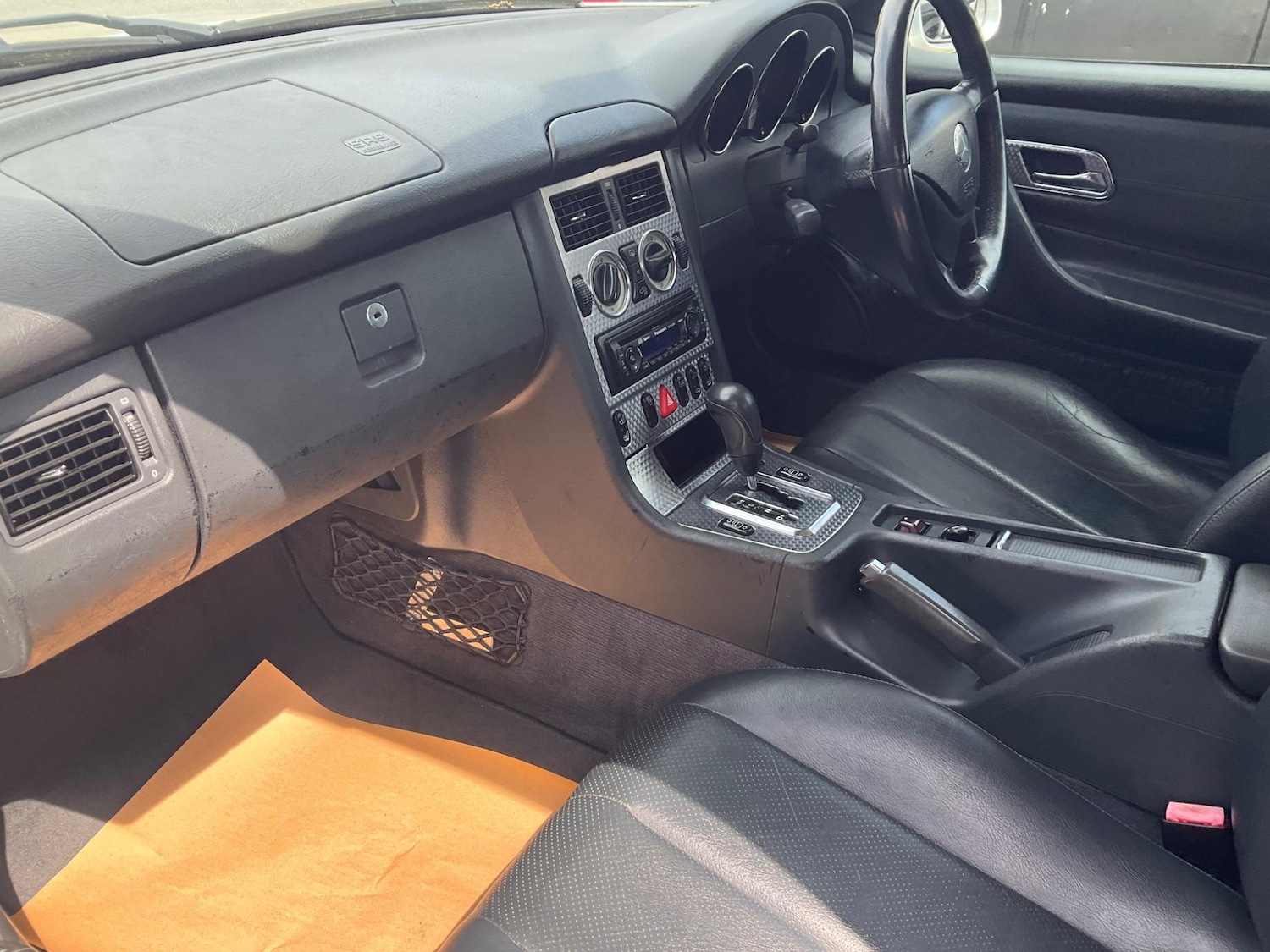 Used Mercedes-Benz SLK 2001 for sale - 76988107: Photo 75