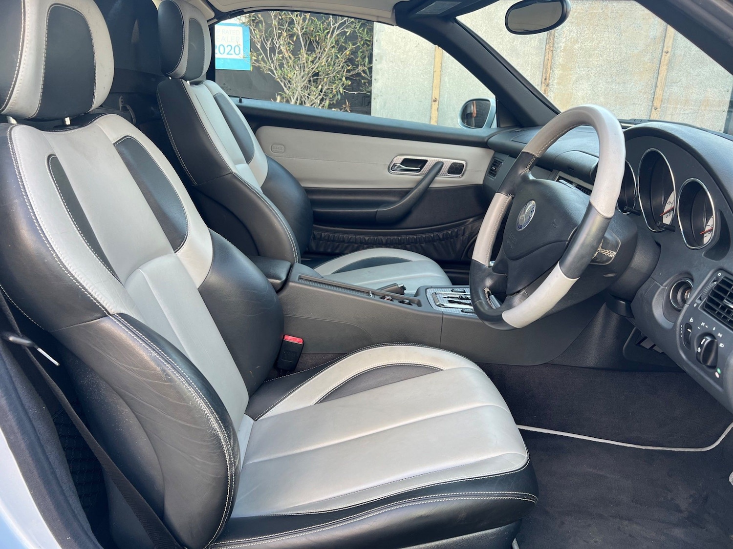 Used Mercedes-Benz SLK 2002 for sale - 77358945: Photo 4