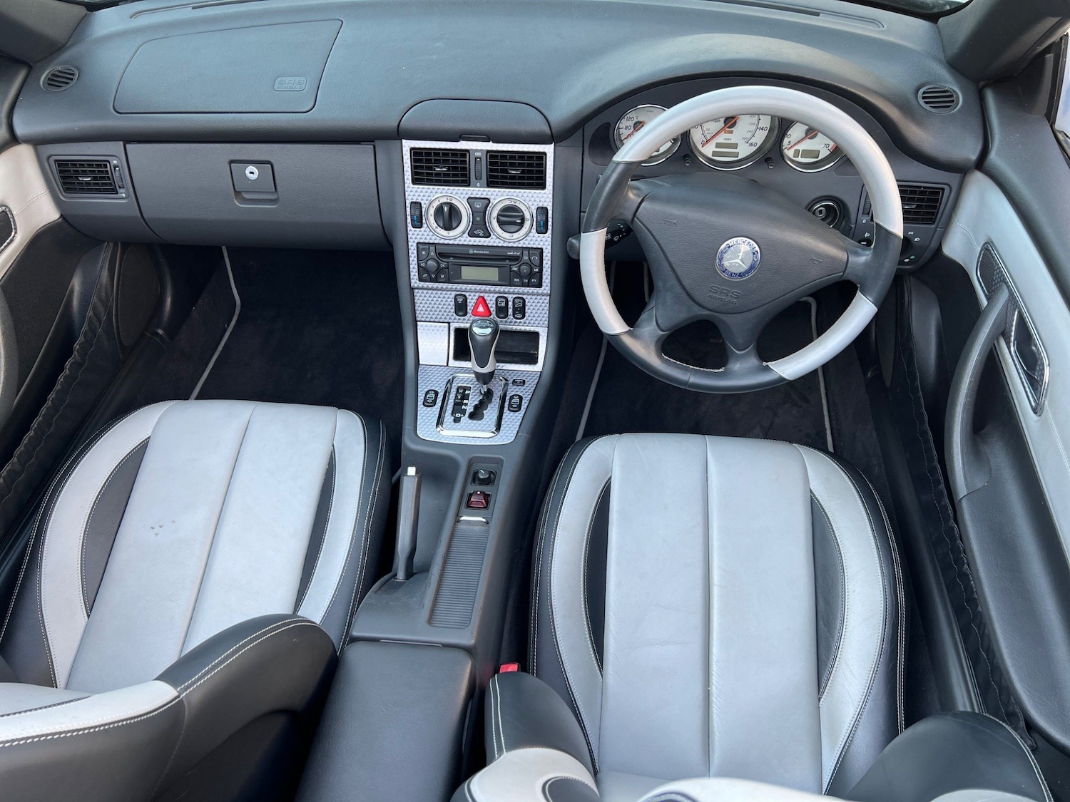 Used Mercedes-Benz SLK 2002 for sale - 77358945: Photo 5