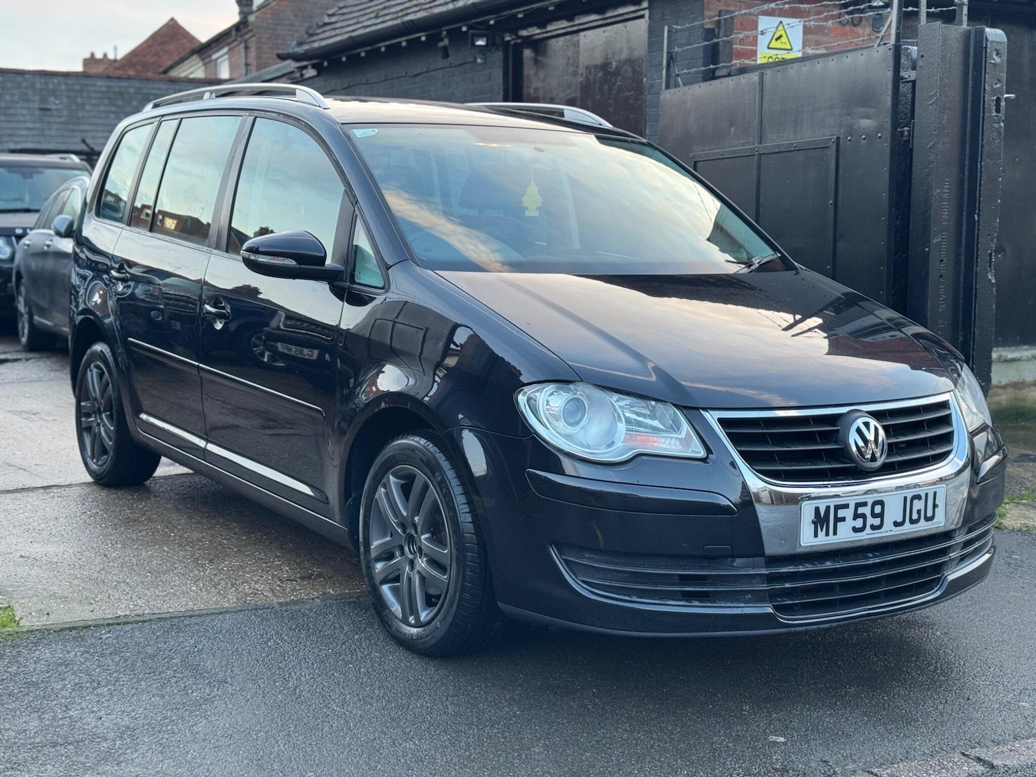 Used Volkswagen Touran 2009 for sale - 77238210: Photo 6