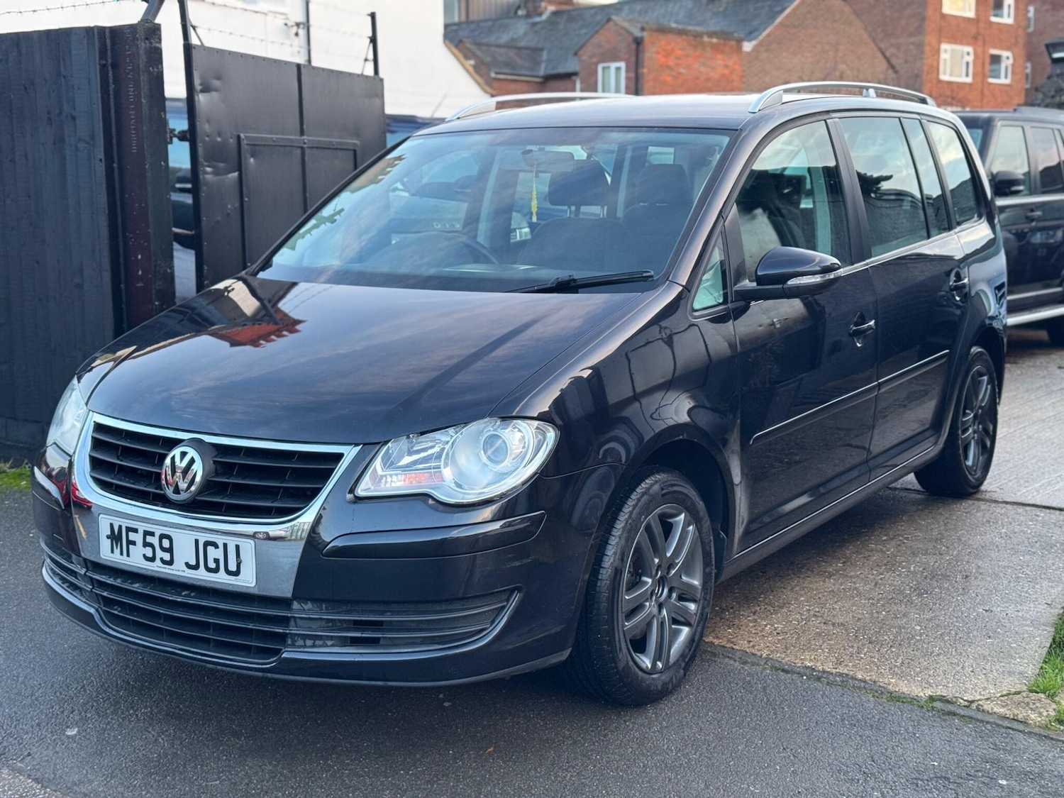 Used Volkswagen Touran 2009 for sale - 77238210: Photo 7