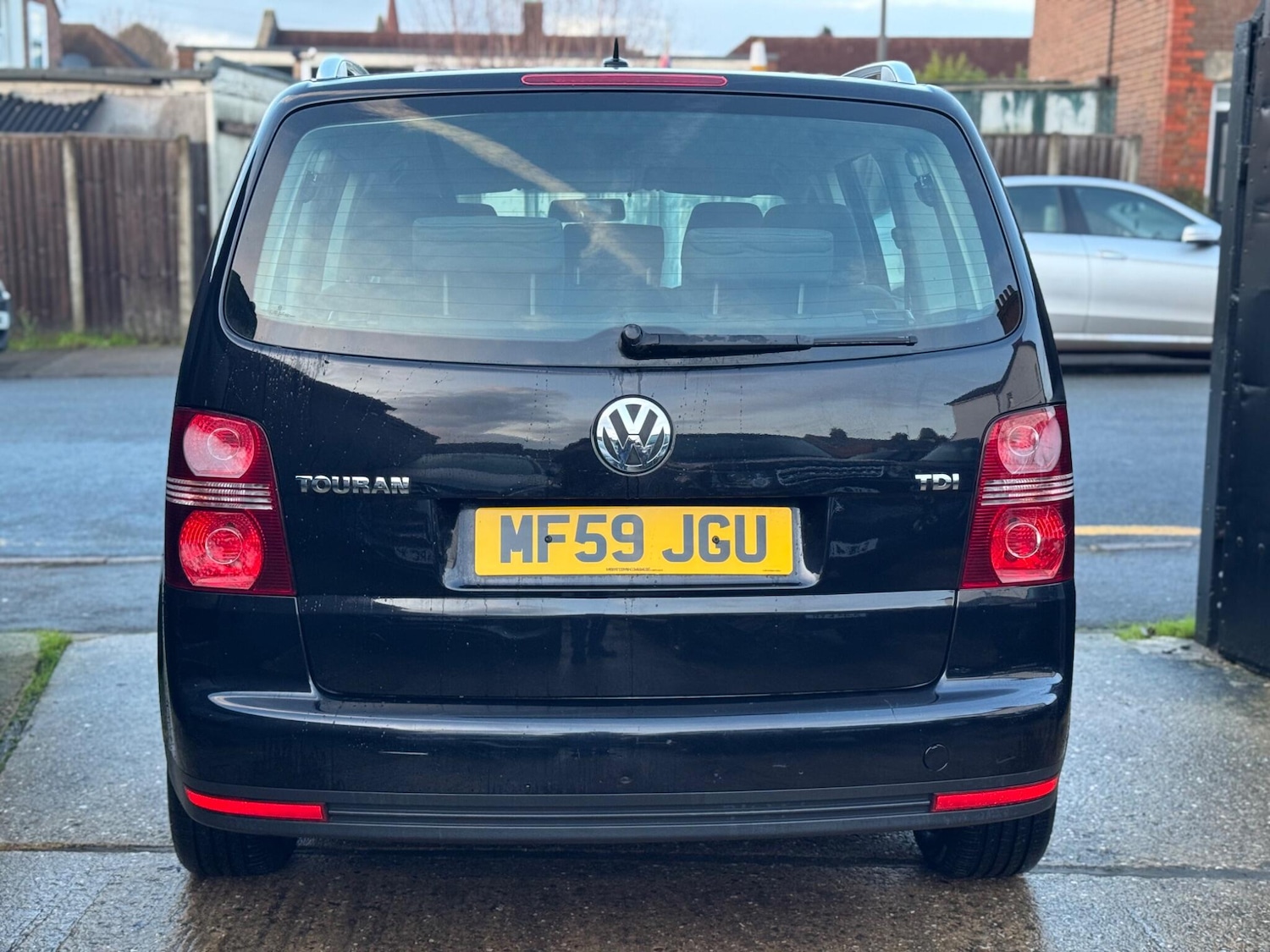 Used Volkswagen Touran 2009 for sale - 77238210: Photo 8