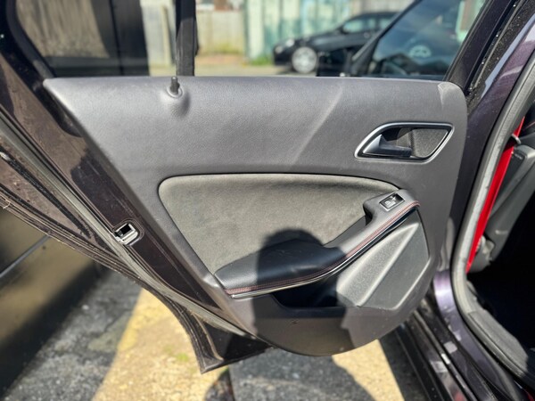 Used Mercedes-Benz A-Class 2014 for sale - 71921779: Photo 16