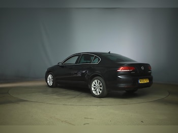 Used Volkswagen Passat 2015 for sale - 75707747: Photo