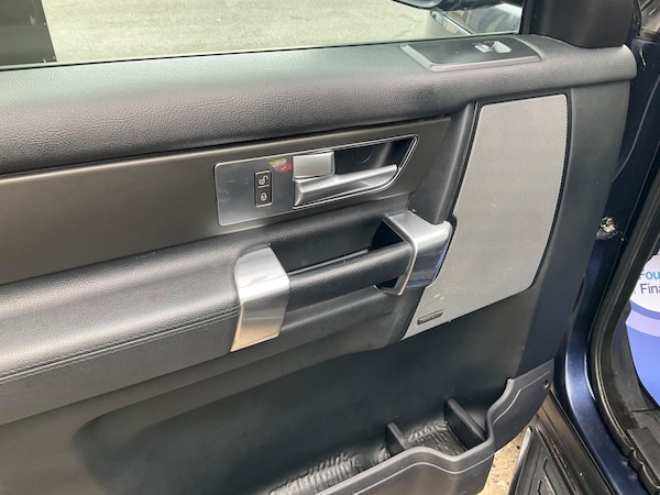 Used Land Rover Discovery 4 2015 for sale - 75339733: Photo 39