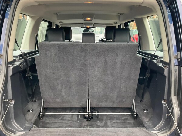 Used Land Rover Discovery 4 2015 for sale - 75339733: Photo 41
