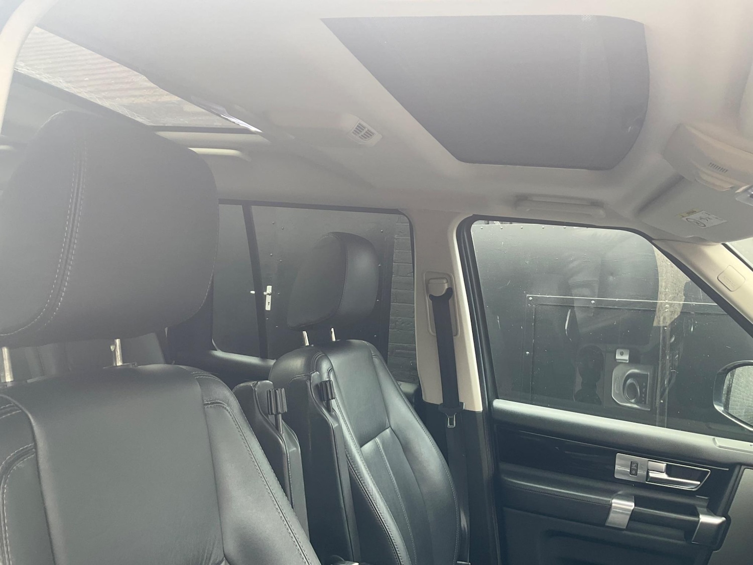 Used Land Rover Discovery 2014 for sale - 76988715: Photo 42