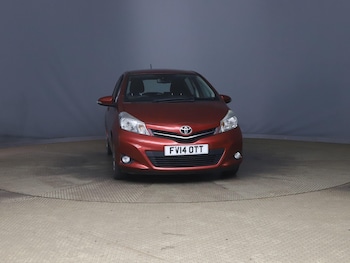 Used Toyota Yaris 2014 for sale - 79540505: Photo