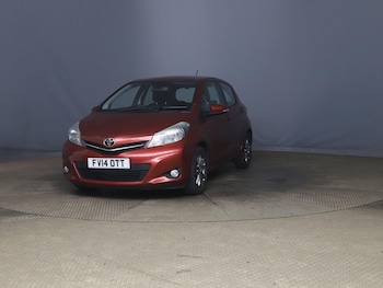 Used Toyota Yaris 2014 for sale - 79540505: Photo