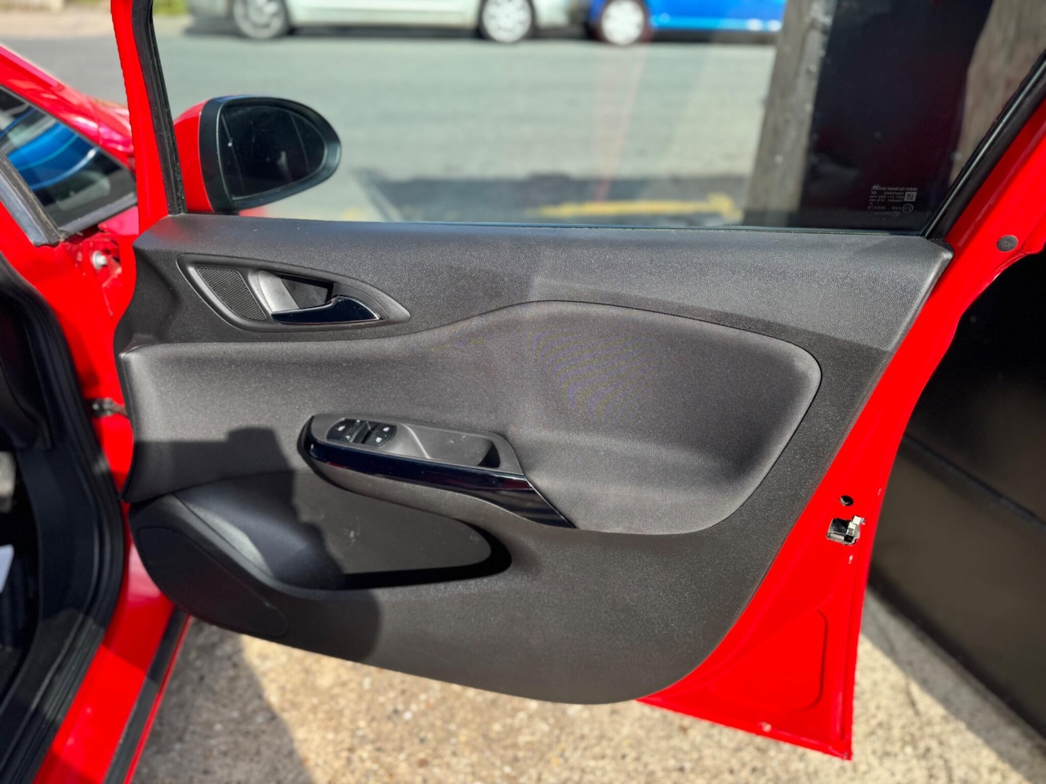 Used Vauxhall Corsa 2015 for sale - 76440600: Photo 17