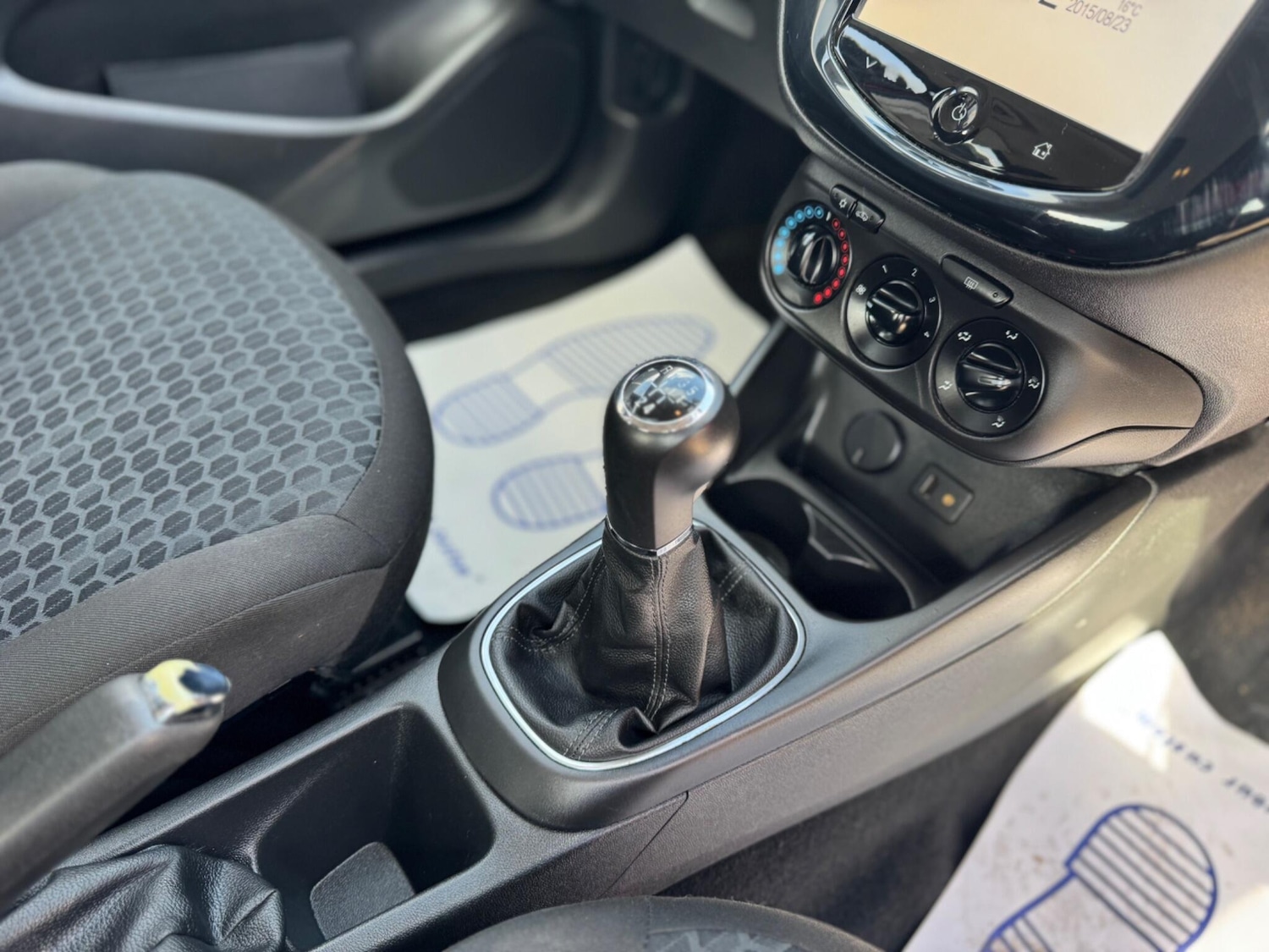 Used Vauxhall Corsa 2015 for sale - 76440600: Photo 9