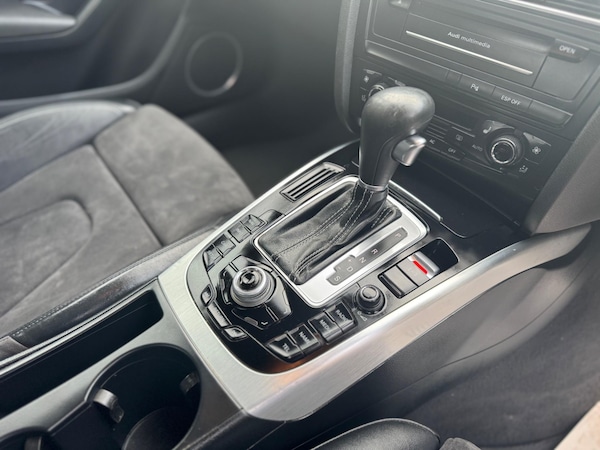 Used Audi S4 2010 for sale - 75520299: Photo 2