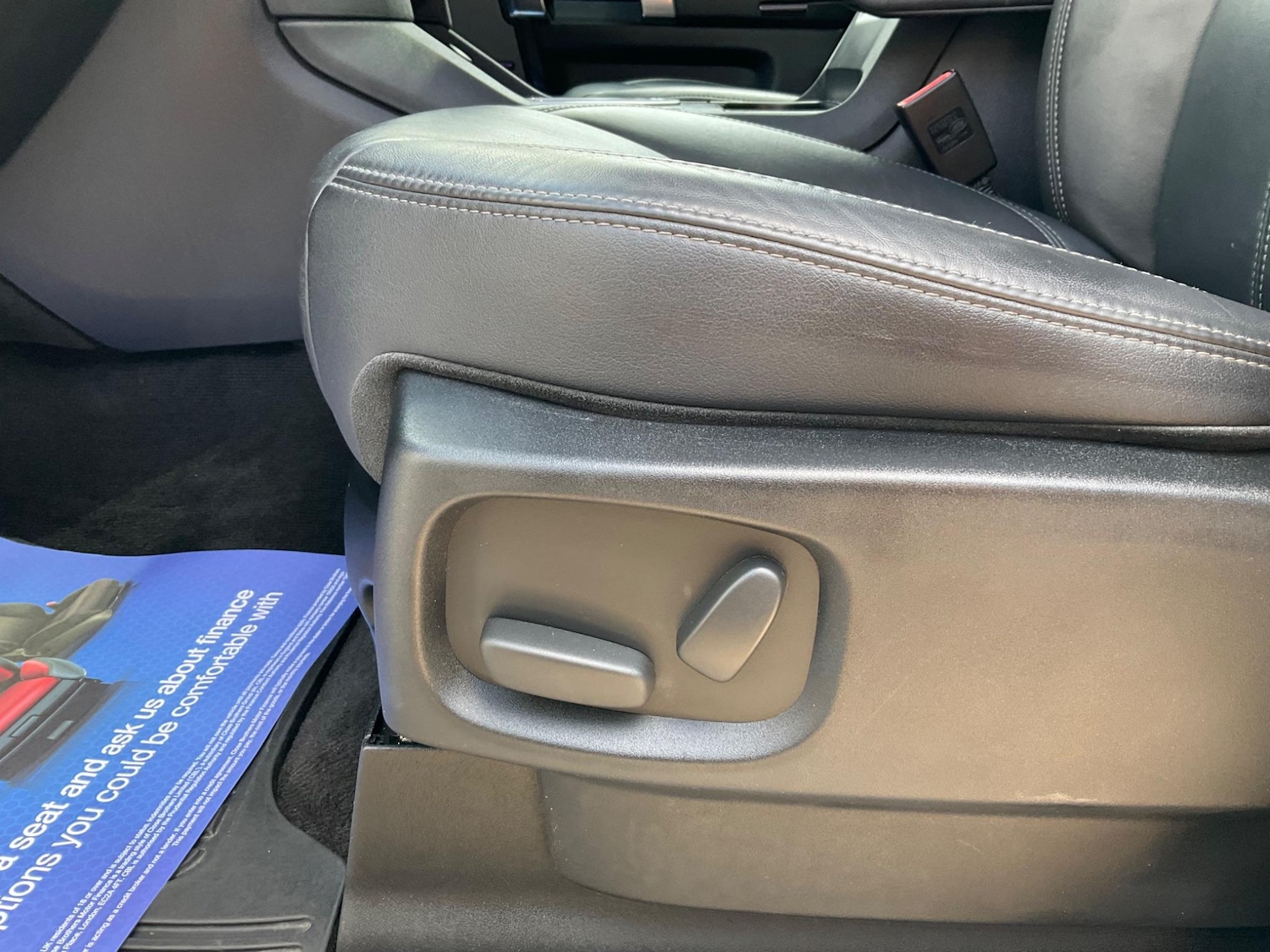 Used Land Rover Discovery 2015 for sale - 76996586: Photo 25