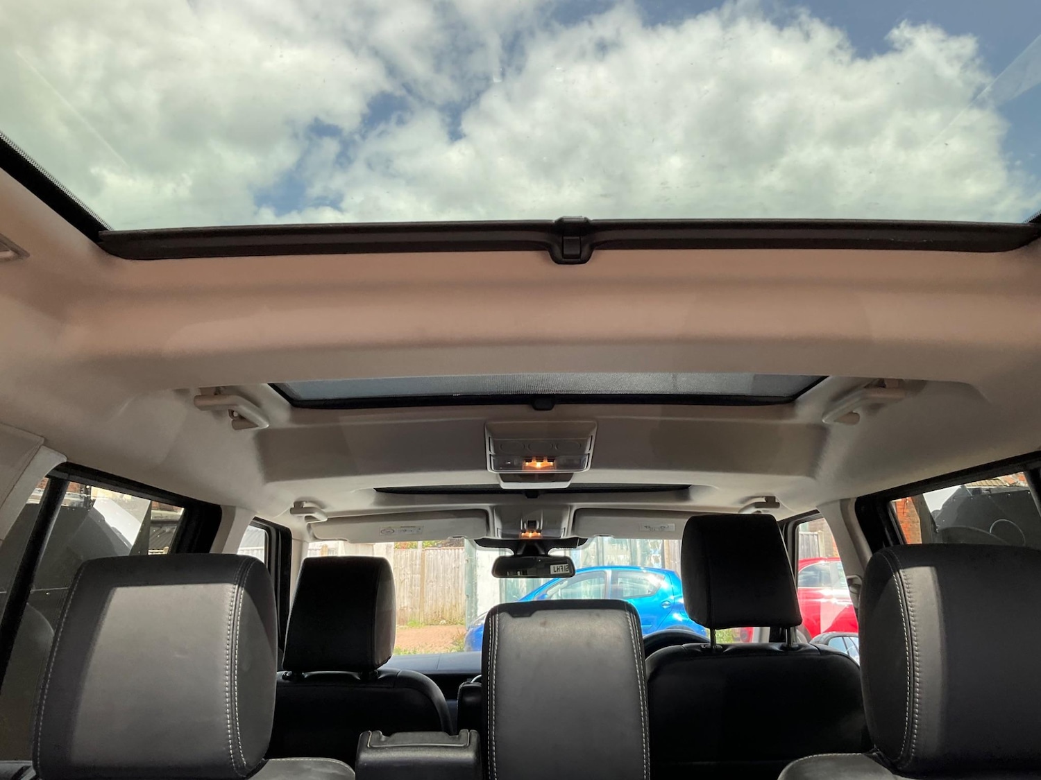 Used Land Rover Discovery 2015 for sale - 76996586: Photo 40