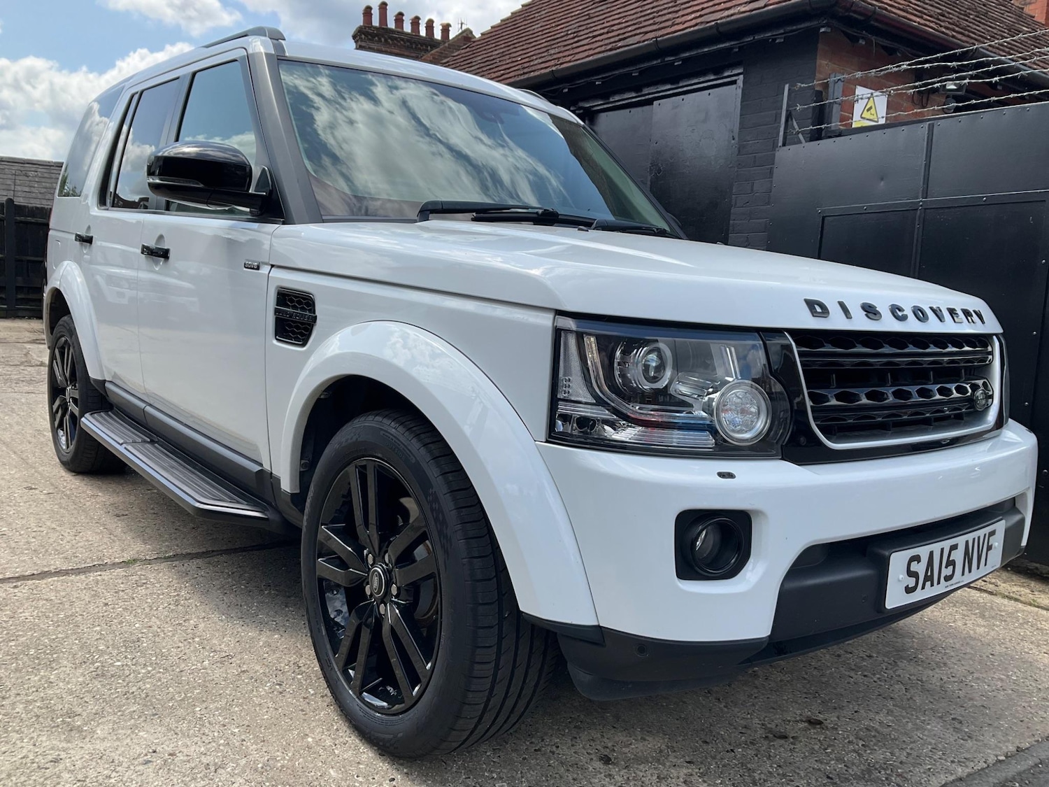 Used Land Rover Discovery 2015 for sale - 76996586: Photo 51