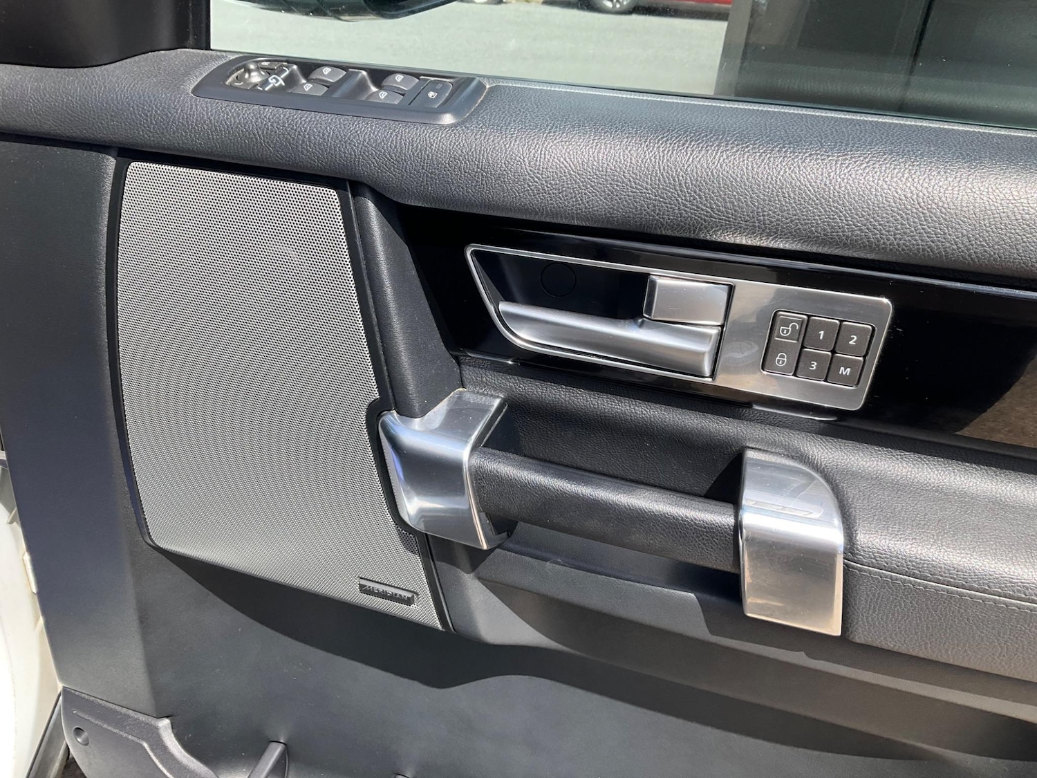 Used Land Rover Discovery 2015 for sale - 76996586: Photo 56