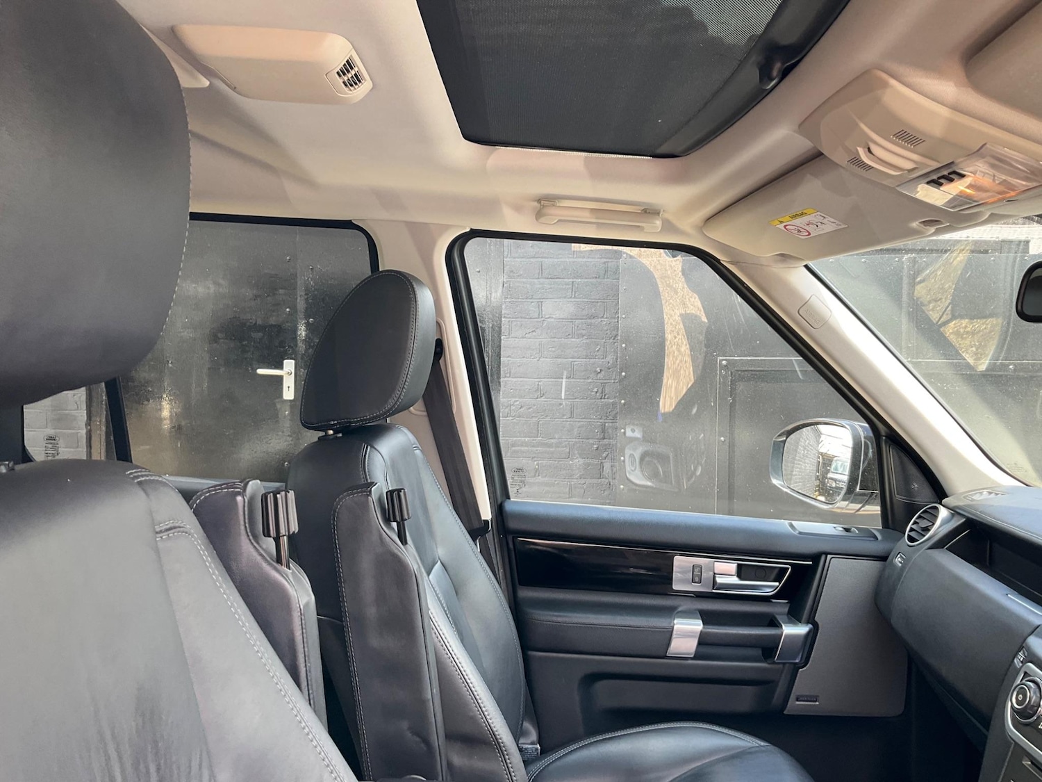 Used Land Rover Discovery 2015 for sale - 76996586: Photo 67