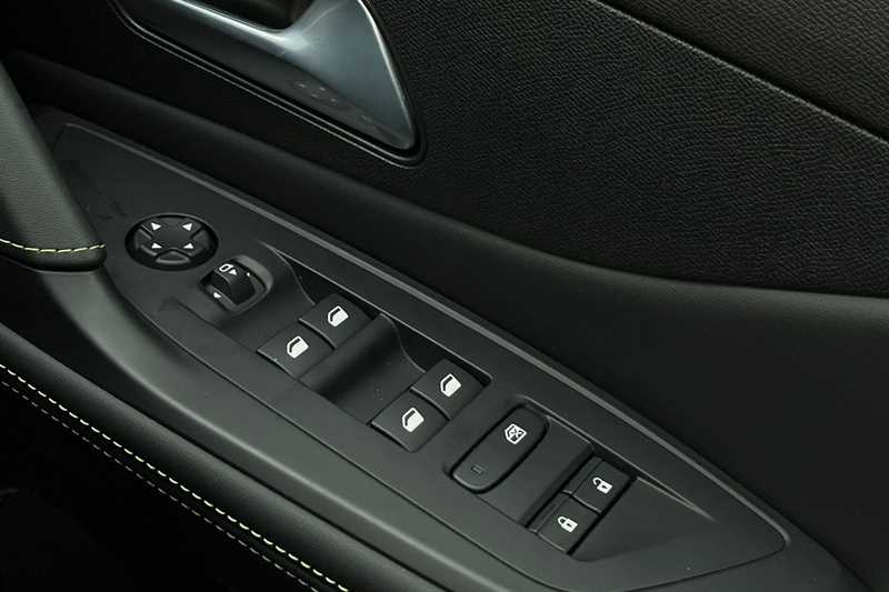 Used Peugeot 308 2025 for sale - 76999907: Photo 16