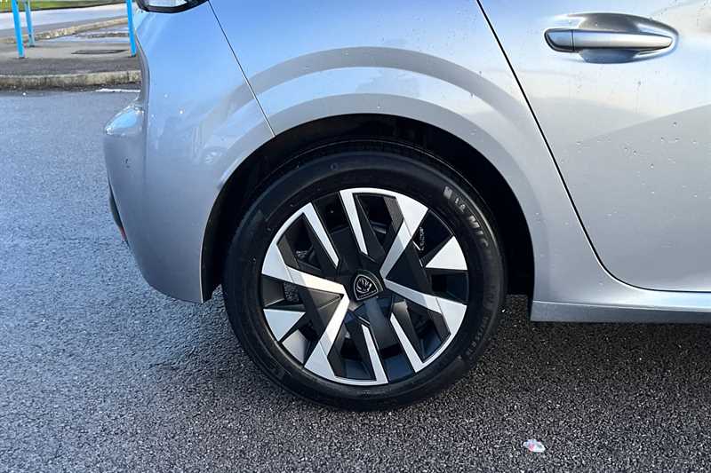 Used Peugeot 208 2024 for sale - 77513718: Photo 33