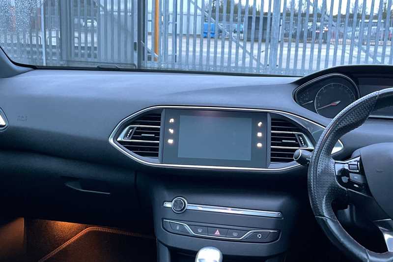 Used Peugeot 308 2019 for sale - 77513498: Photo 14