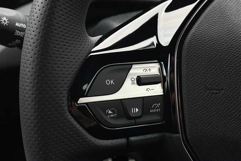 Used Peugeot E-308 2025 for sale - 76540250: Photo 21