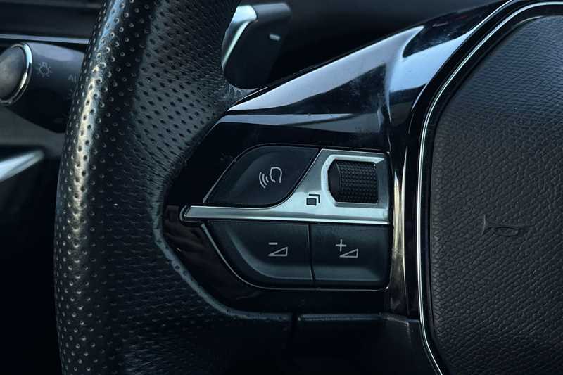 Used Peugeot 3008 2021 for sale - 77146454: Photo 21