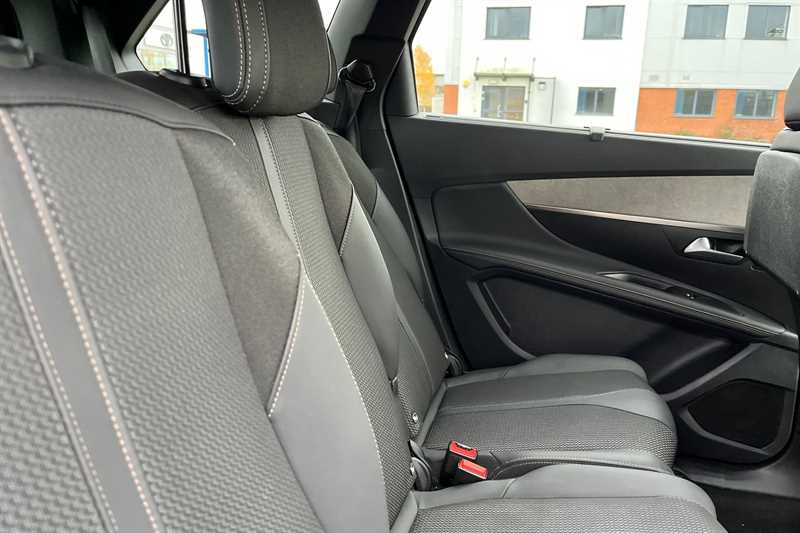 Used Peugeot 5008 2023 for sale - 76459213: Photo 23