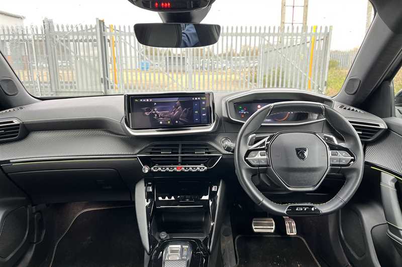 Used Peugeot 2008 2023 for sale - 76928273: Photo 12