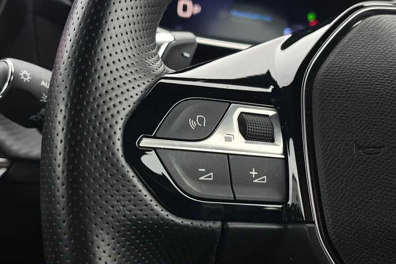 Used Peugeot 2008 2023 for sale - 76928273: Photo 21