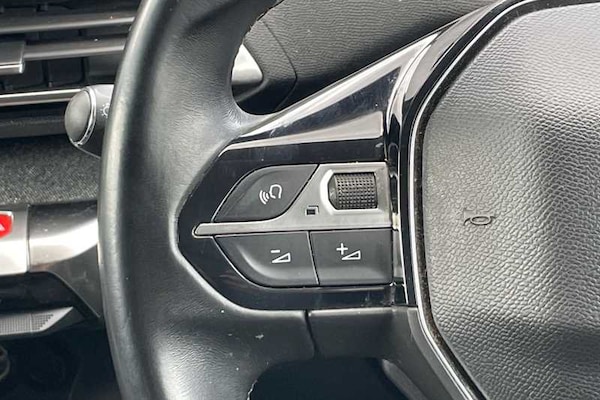 Used Peugeot 5008 2021 for sale - 76261923: Photo 21