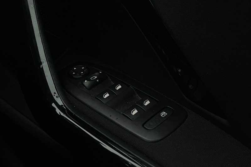 Used Peugeot 208 2019 for sale - 77471281: Photo 16